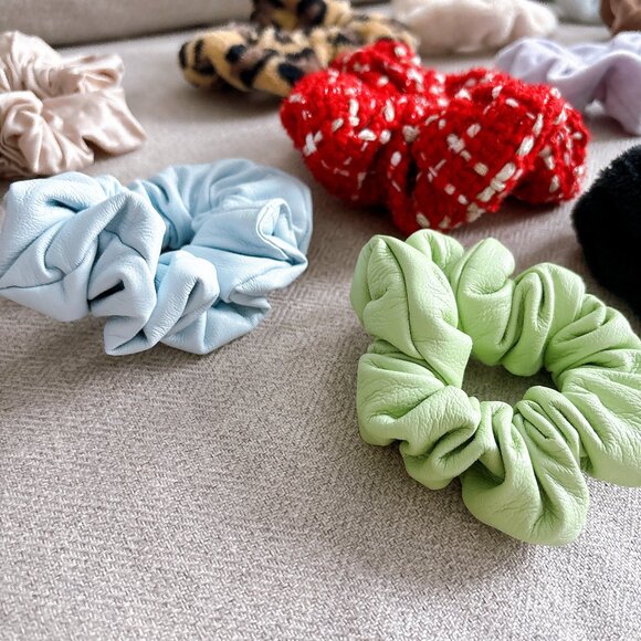 HAIR TIES, PRICE FOR ALL, ARTIZIA, SEPHORA, THXSILK, ETC. - Picture 4 of 8